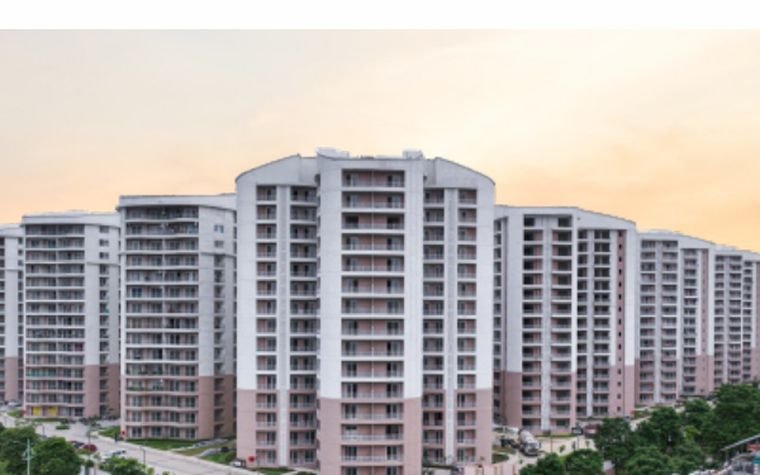 Actual view of the delivered Rishita Mulberry Heights towers, Sushant Golf City, Lucknow
